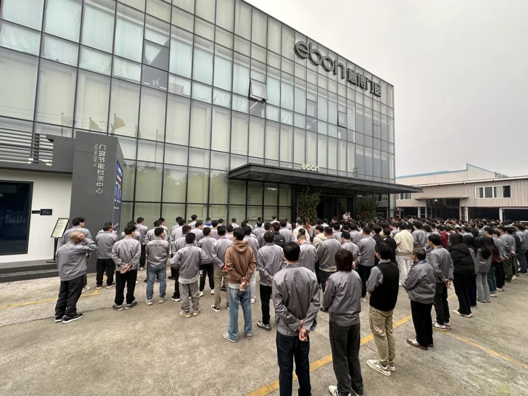 1739606802799662.jpg 4.jpg